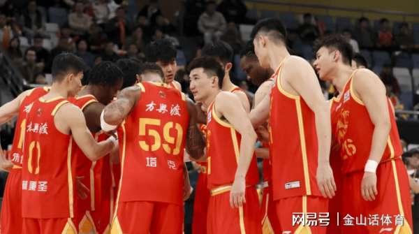 专家推荐-不像话!央视直播,刘维伟却“下架”4大主力,网友:体育精神呢?